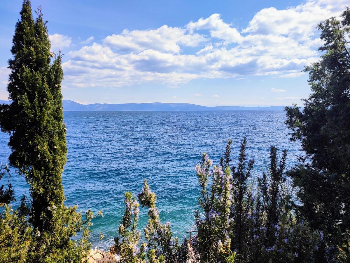 Apartment By The Sea- Santa Marina Rasa ภายนอก รูปภาพ