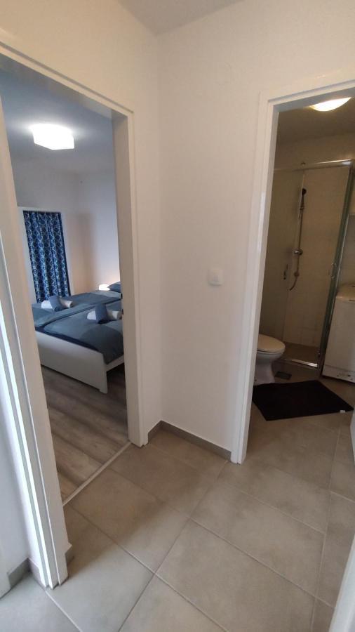 Apartment By The Sea- Santa Marina Rasa ภายนอก รูปภาพ